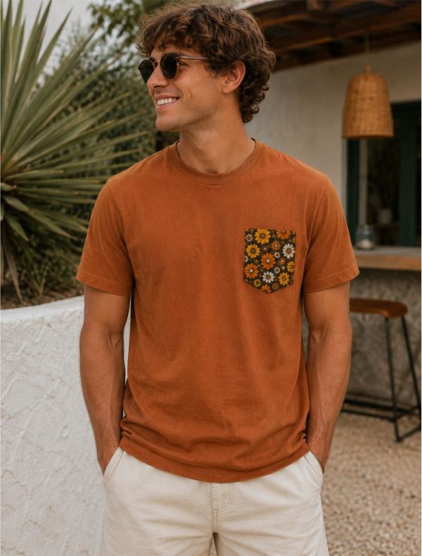 Plain T-shirt with Retro Pocket