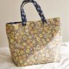 Akkedis Retro Floral Tote Bag